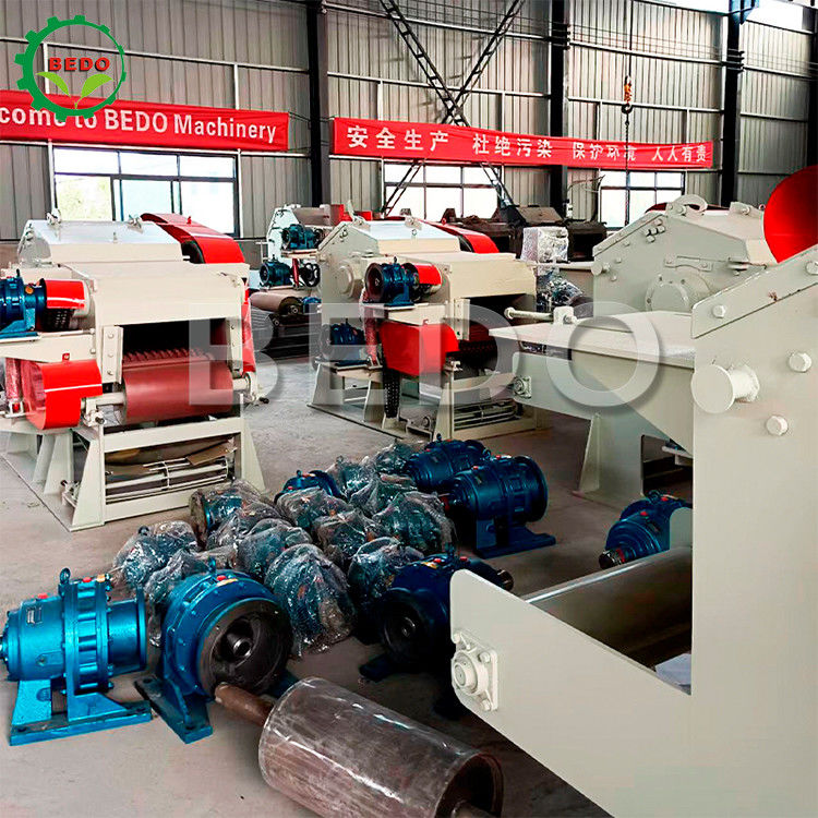 55KW 590rpm Ticari Ahşap Kırma Makinesi Tambur Tipi Parçalayıcı Parçalayıcı Ağır Hizmet