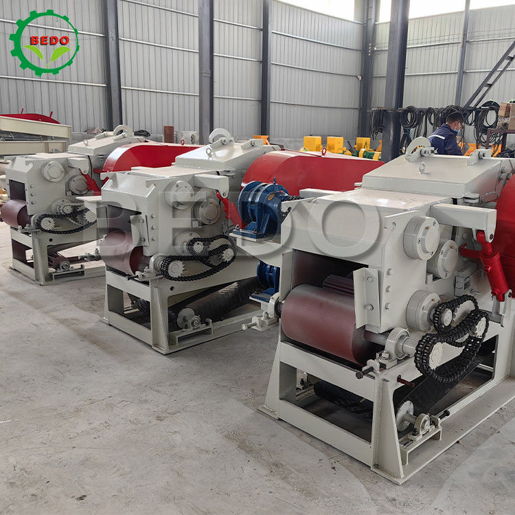 590rpm 3-5t/h Davul Tipi Ahşap Çöpçü Makinesi Bir Yıllık Garanti Orman Çöpçü