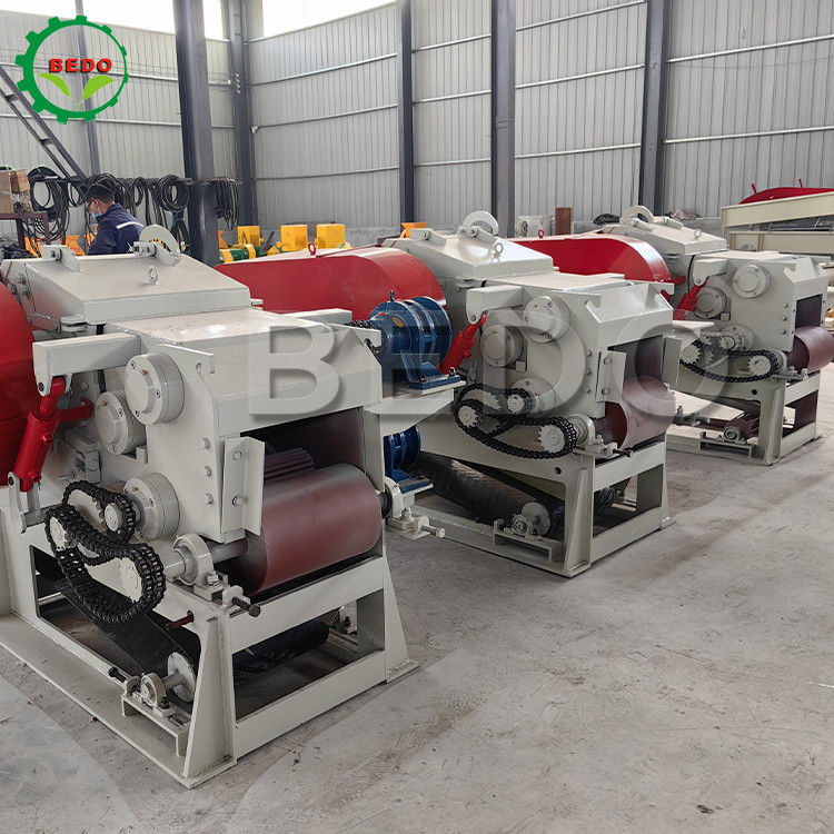 590rpm 3-5t/h Davul Tipi Ahşap Çöpçü Makinesi Bir Yıllık Garanti Orman Çöpçü