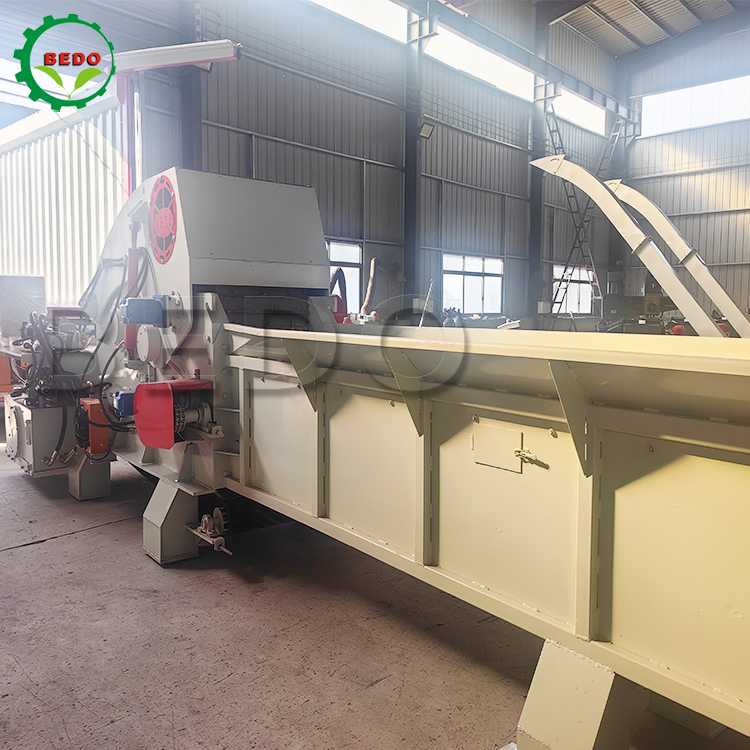 235HP Ahşap Çöpçütü Makinesi 700x400mm Giriş 2pcs Blades Heavy Duty Ahşap Çöpçütü Tamburu Tipi Endüstriyel Çöpçütü