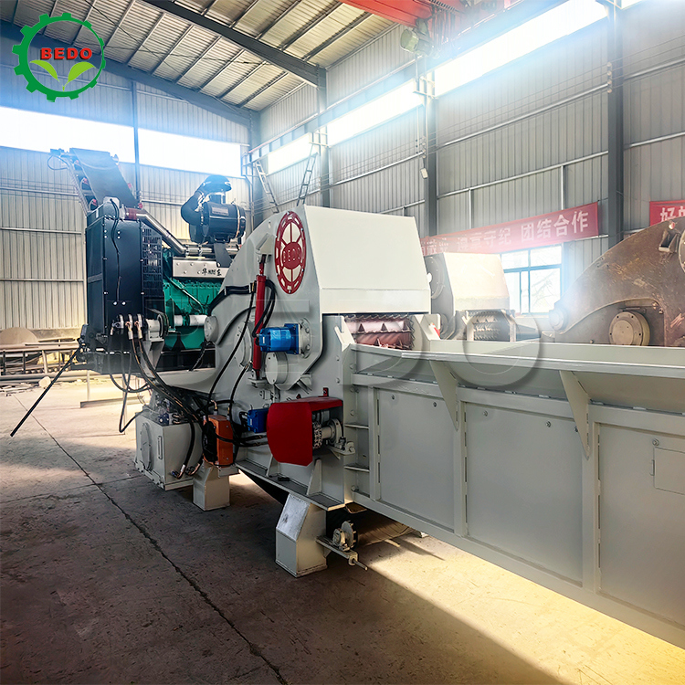 12-15t/h Yüksek Kapasiteli Biyokütle CE Sertifikalı Ahşap Çöpçü Makinesi Endüstriyel Davul Tipi Çöpçü Ekipmanı