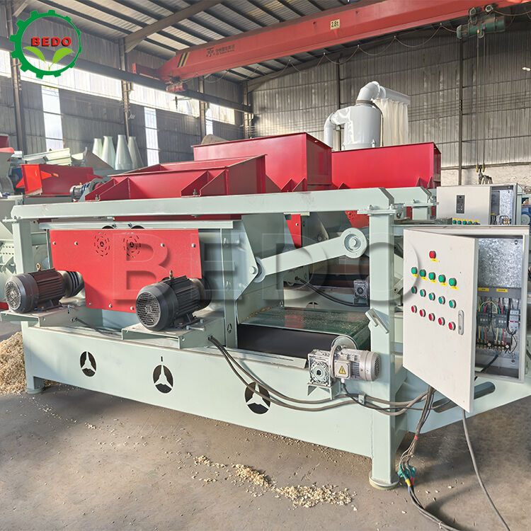 Endüstriyel Ahşap Fırçalama Makinesi 7.5kw*4 Ana Çubuk Gücü ile 1-2 mm Fırçalar Kalınlığı ve 3600r/min Dönüş Hızı