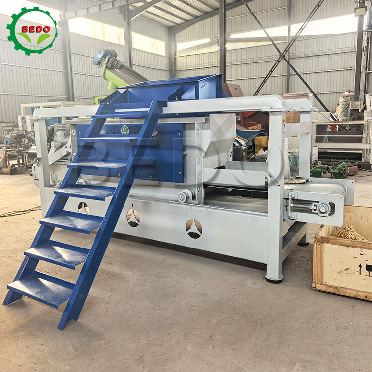 Çift Ana Şaft Güç Talaş Makinesi 7.5kw 400kg/saat Kapasite Karbon Çelik Ekipman