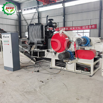 Dizel Motoru 330HP Ahşap Çipler Yapma Makinesi 310x700mm Besleme Endüstriyel Davul Çipper