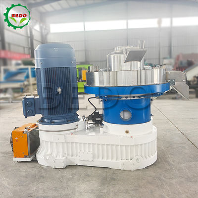 Paslanmaz çelik 560mm Ring Die Wood Pellet Maker Üretim Makinesi