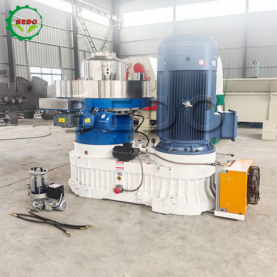 1500-2000kg/h Ahşap Pellet Makinesi PLC Kontrol Sistemi ile 380V Voltaj