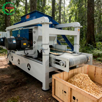 125mm Roller Wood Shavings Machine Karbon Çelik Vücut 7.5kw Çift Ana Çapa Ekipmanı
